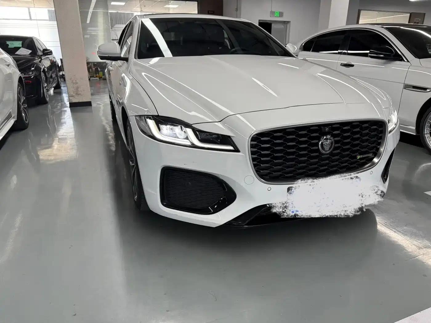 2021 Jaguar XFL 2.0T P250 2WD Elite Sport Edition — миниатюра 3