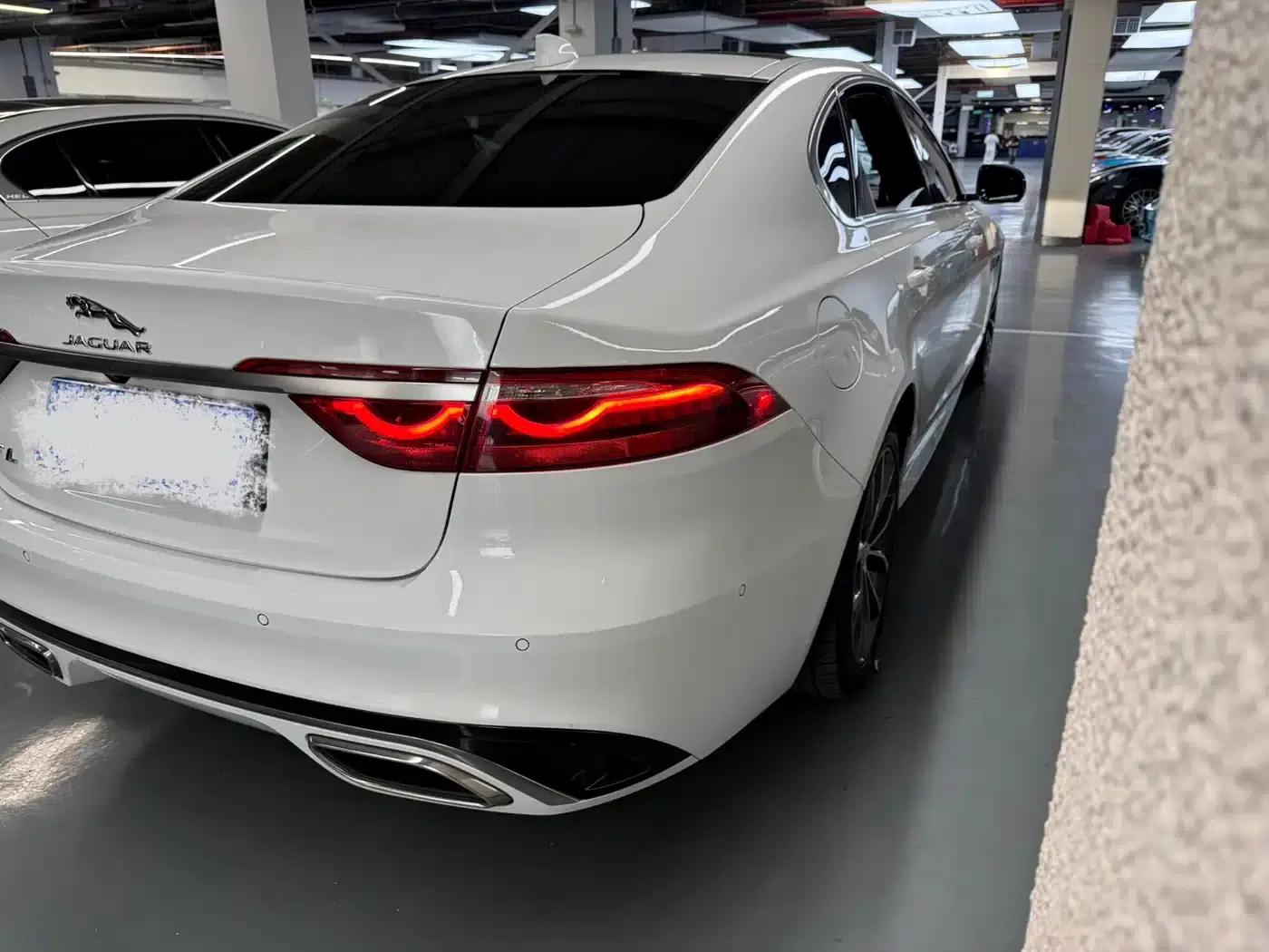 2021 Jaguar XFL 2.0T P250 2WD Elite Sport Edition — миниатюра 8