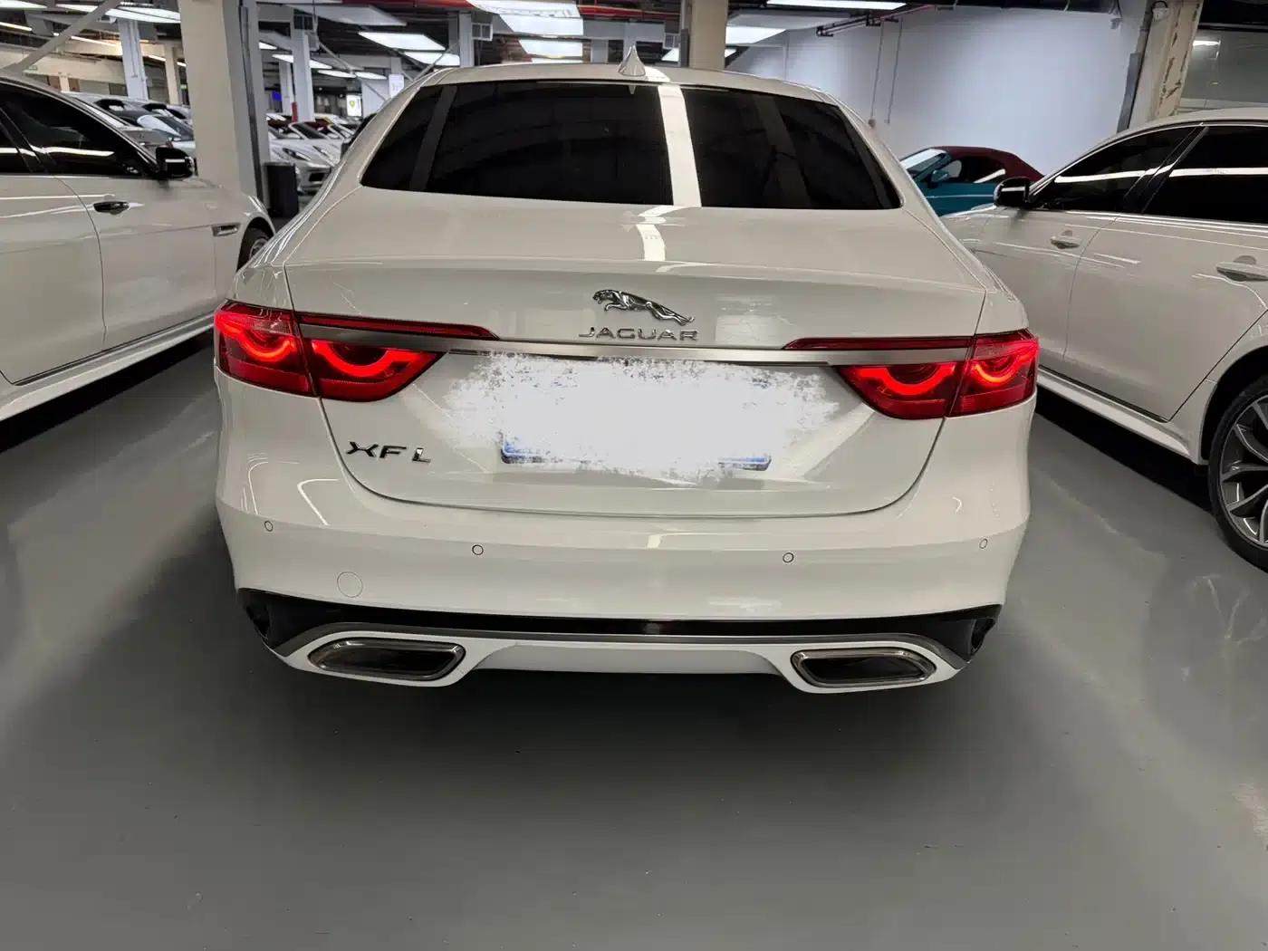 2021 Jaguar XFL 2.0T P250 2WD Elite Sport Edition — миниатюра 9