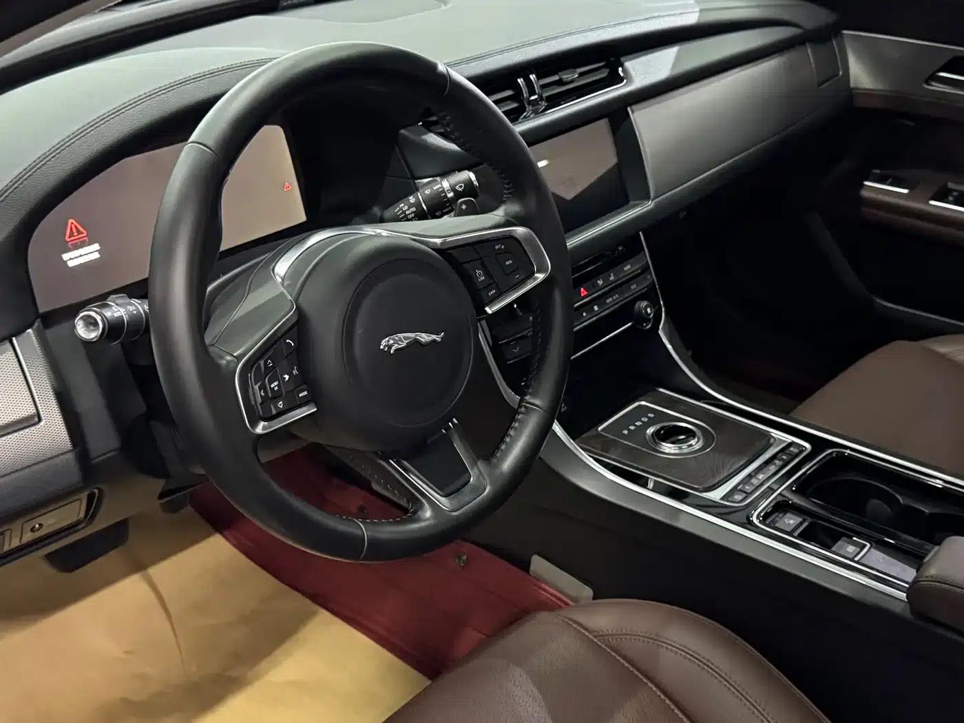 2018 Jaguar XFL 2.0T 250PS Premium Edition — миниатюра 6