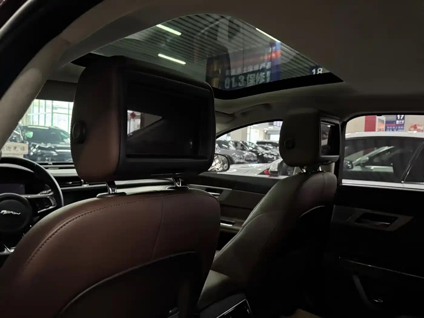 2018 Jaguar XFL 2.0T 250PS Premium Edition — миниатюра 8