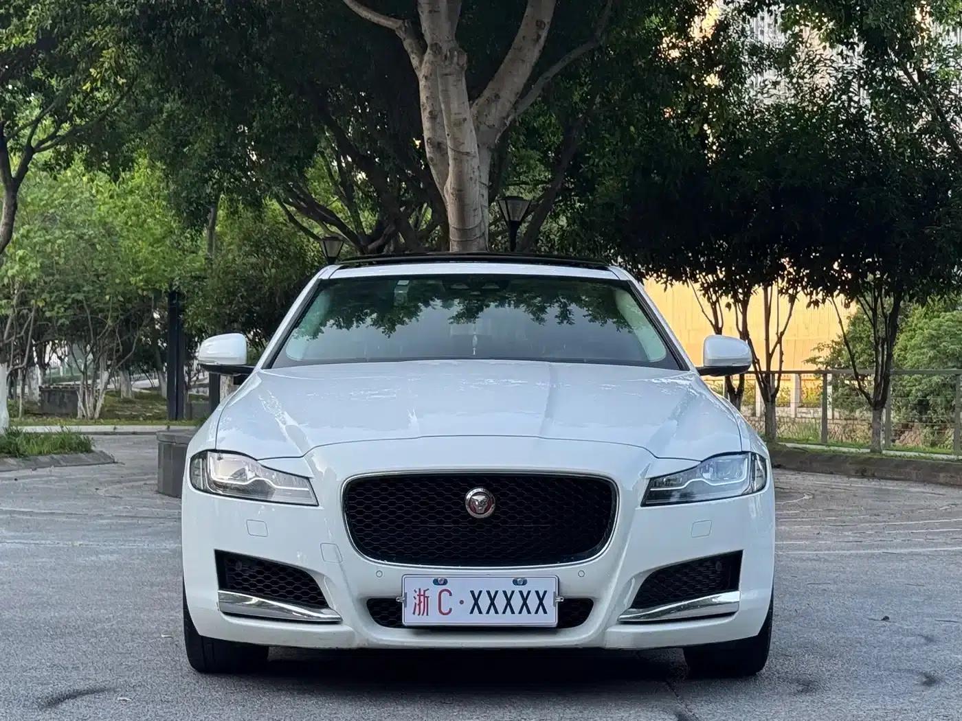2018 Jaguar XFL 2.0T 250PS Luxury Edition — миниатюра 2
