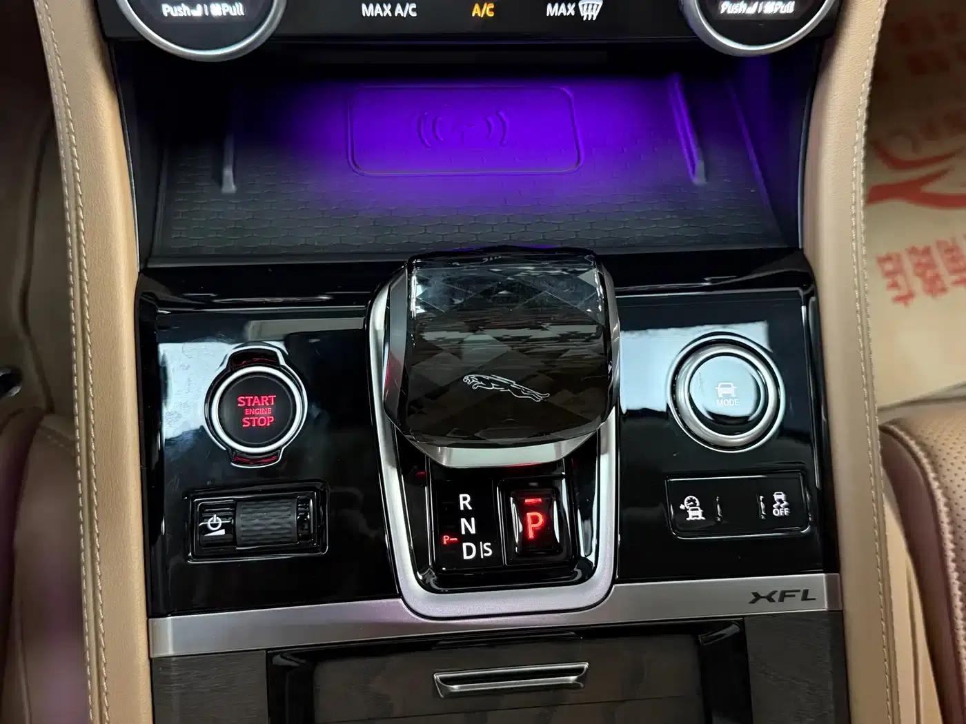 Jaguar XFL 2025 2.0T P250 2WD Luxury Edition — миниатюра 13