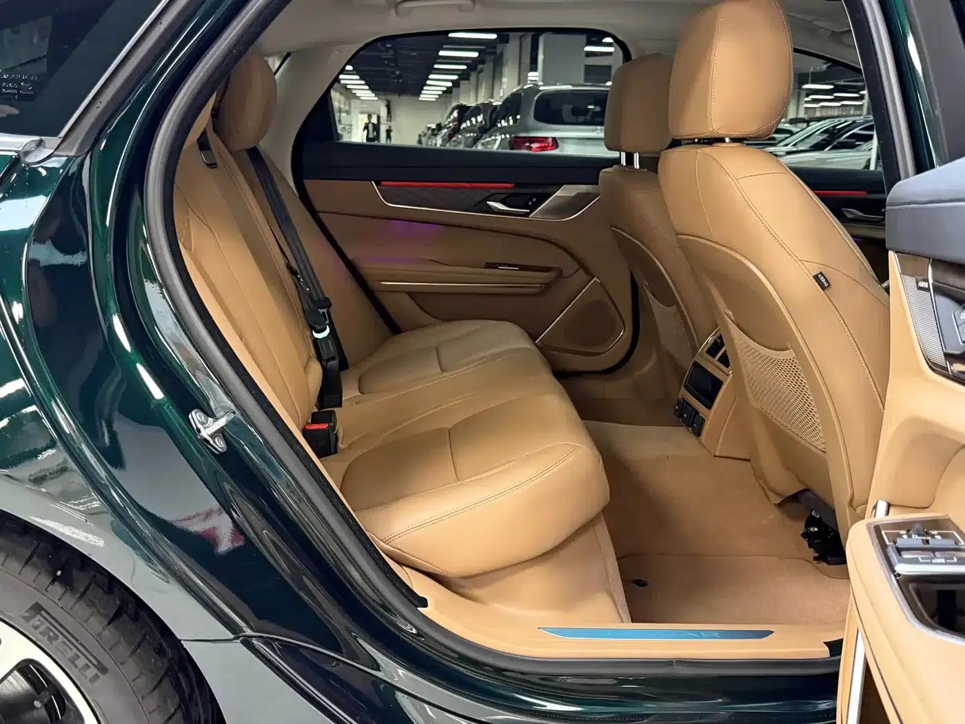 Jaguar XFL 2025 2.0T P250 2WD Luxury Edition — миниатюра 18