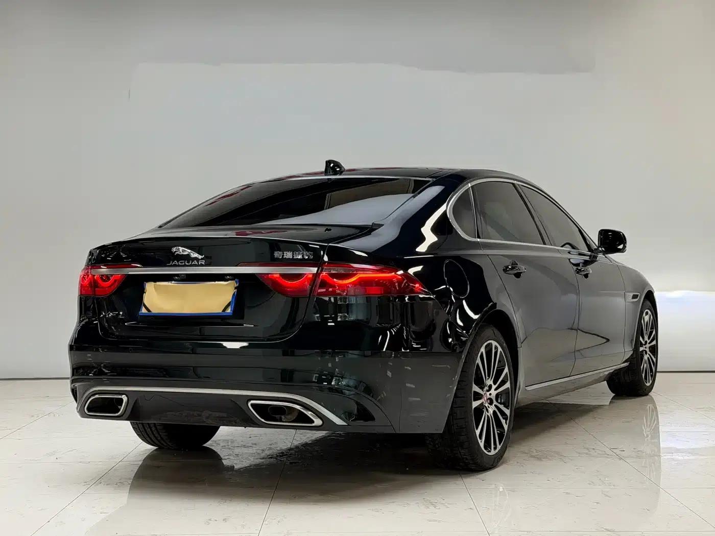 Jaguar XFL 2025 2.0T P250 2WD Luxury Edition — миниатюра 26