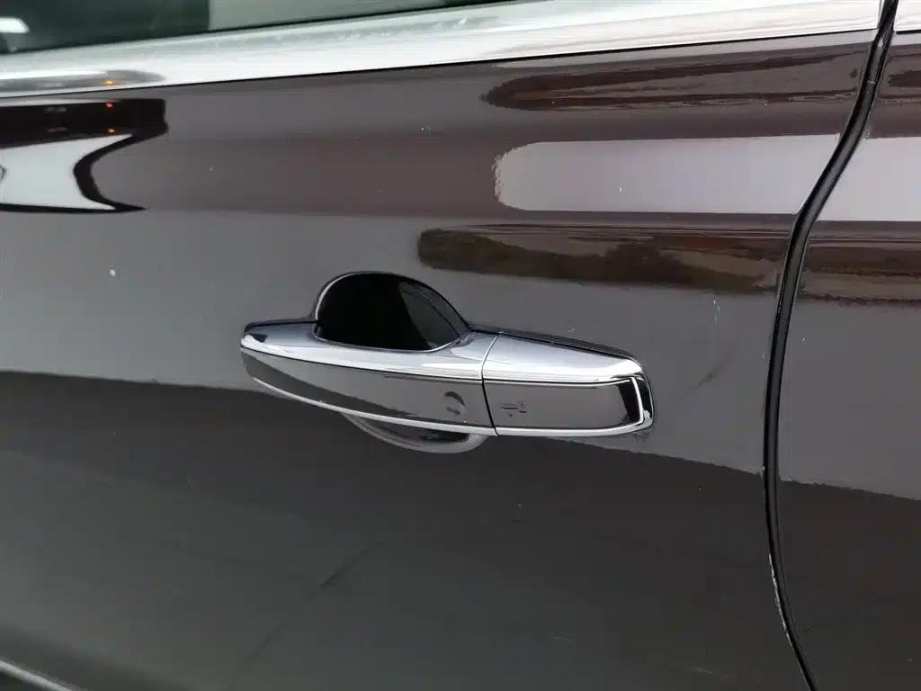 2020 Jaguar XFL 2.0T P250 AWD Premium Edition — миниатюра 18