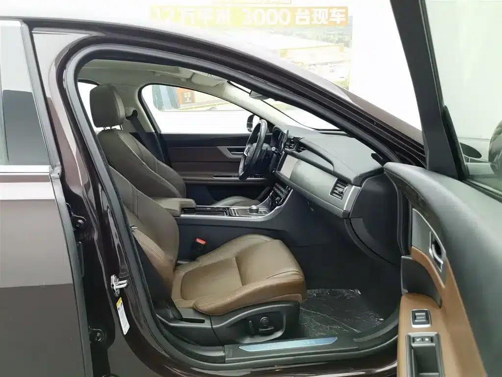 2020 Jaguar XFL 2.0T P250 AWD Premium Edition — миниатюра 23
