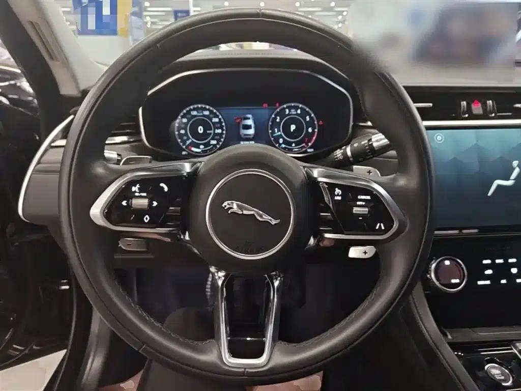 2021 Jaguar XFL 2.0T P200 2WD Elite Luxury Edition — миниатюра 11