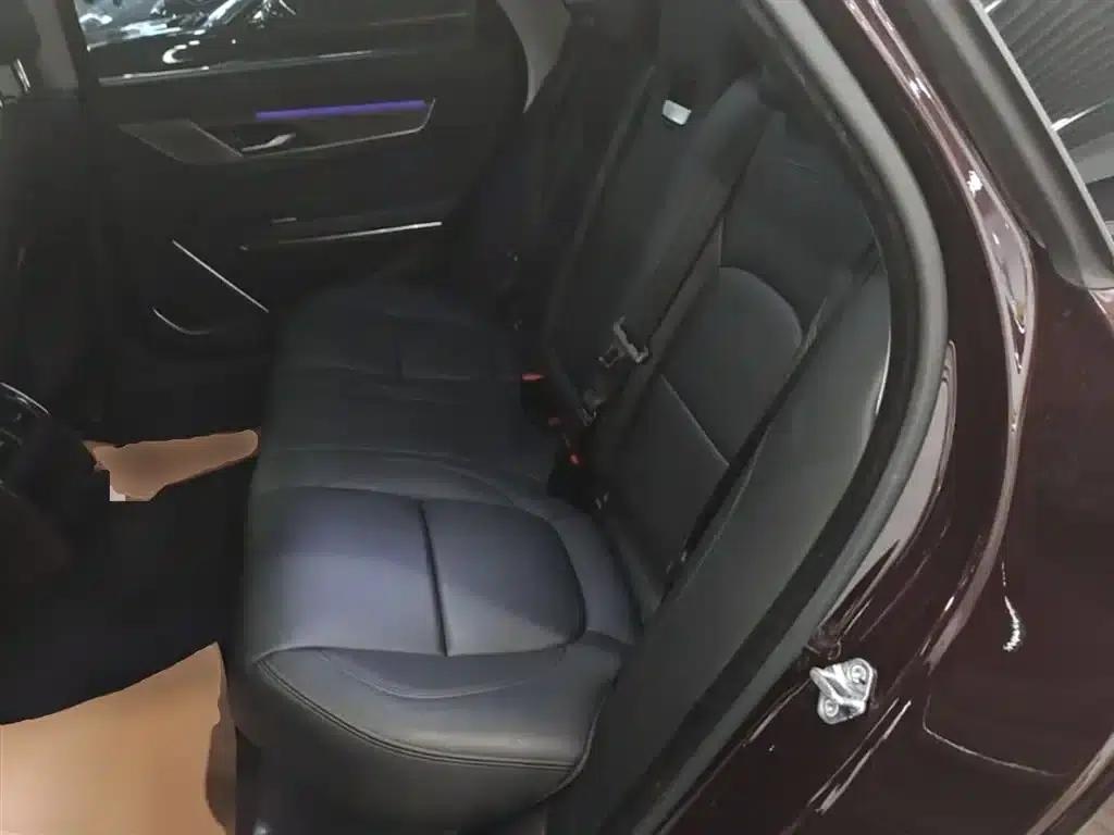 2021 Jaguar XFL 2.0T P200 2WD Elite Luxury Edition — миниатюра 17