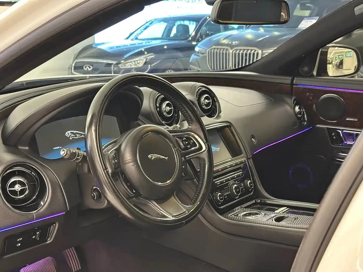 Jaguar XJ 2015 XJL 3.0 SC 2WD Panoramic Business Edition — миниатюра 10