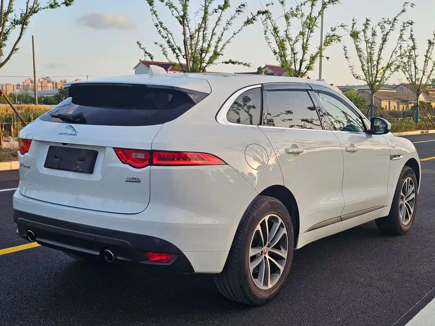 2016 Jaguar F-PACE 3.0 SC AWD R-Sport — миниатюра 10