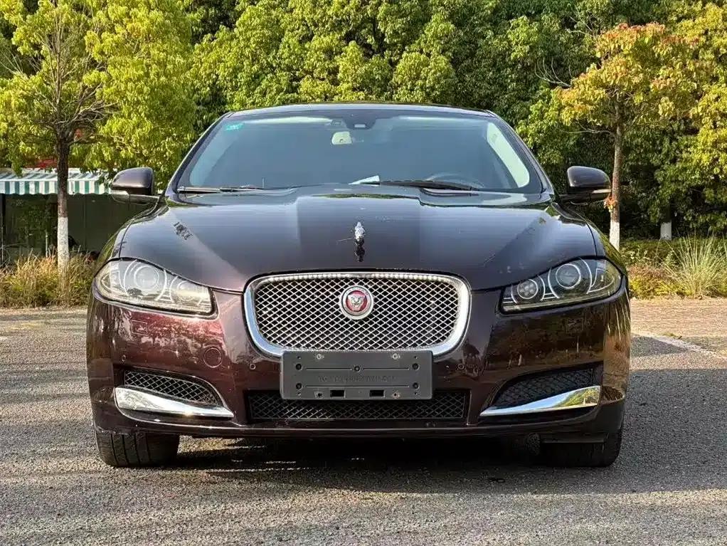 2014 Jaguar XF 2.0T Luxury Edition — миниатюра 2