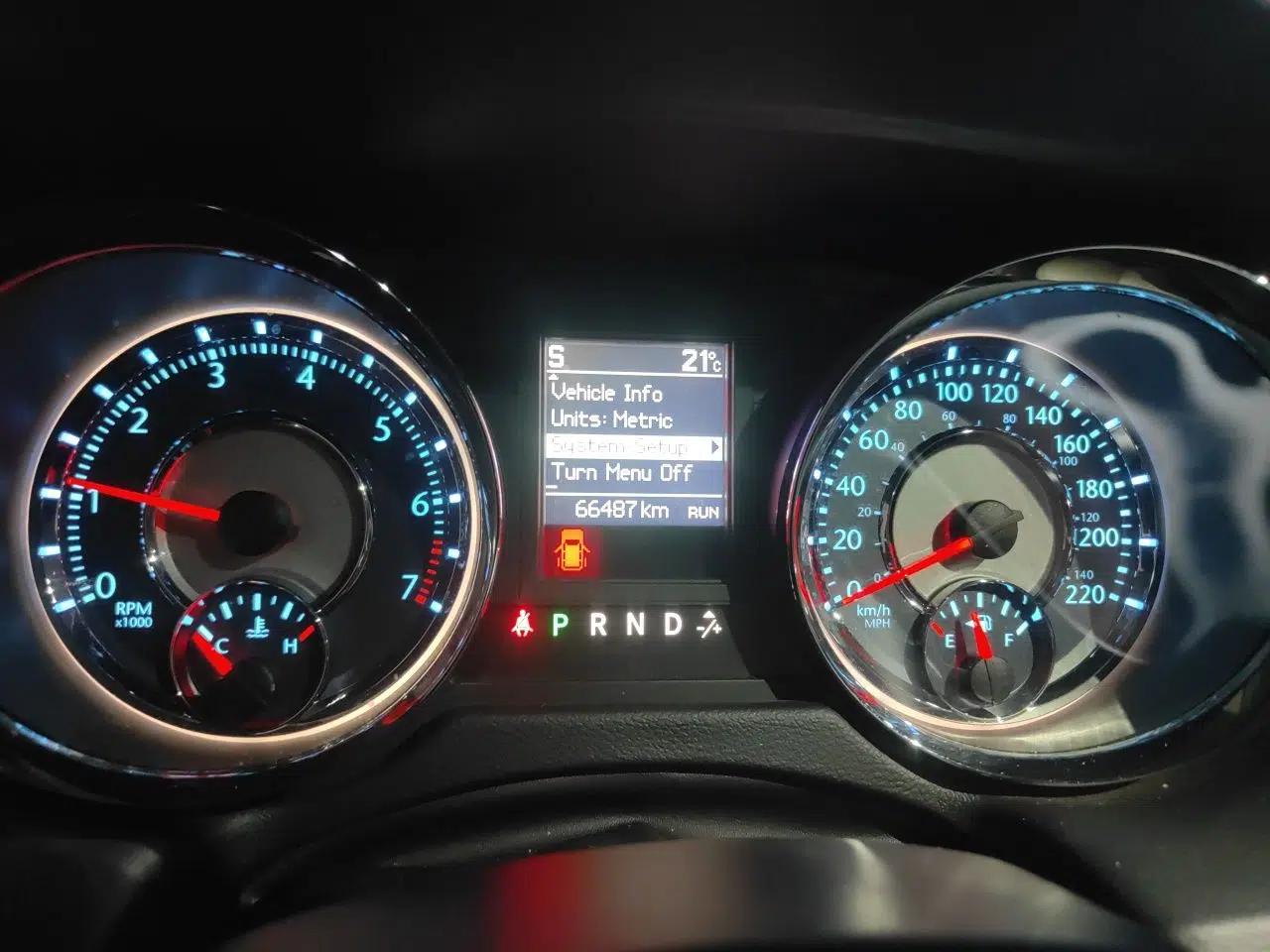 Chrysler Grand Voyager 2014 3.6L Comfort Edition — миниатюра 12