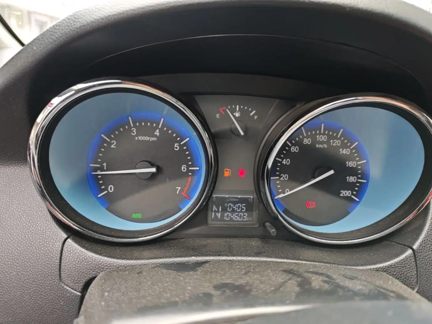 Cowin C3 2015 1.5L AMT Gold Diamond Edition — миниатюра 14