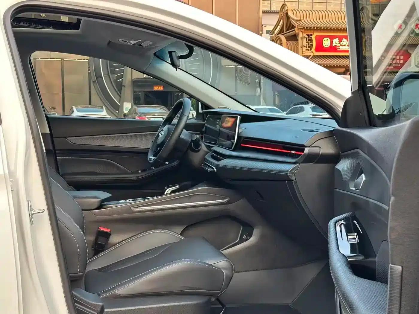 Binrui 2024 Model Binrui COOL 1.5T DCT Dragon Edition — миниатюра 11