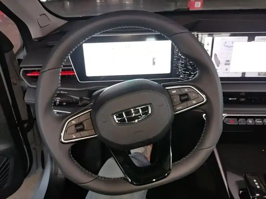 Binrui 2024 Model Binrui COOL 1.5T DCT Dragon Edition — миниатюра 11