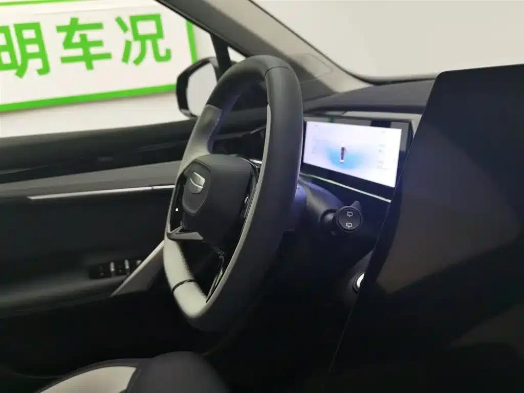 Geely Boyue L 2024 1.5TD DCT Premium Edition — миниатюра 22