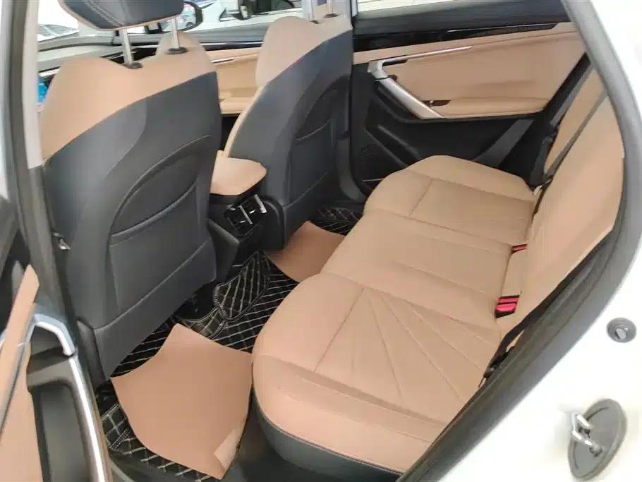 Geely Boyue L 2023 1.5TD DCT Luxury Edition — миниатюра 11