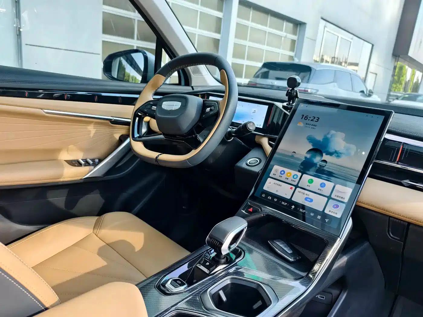 Geely Boyue L 2023 1.5TD DCT Luxury Edition — миниатюра 21