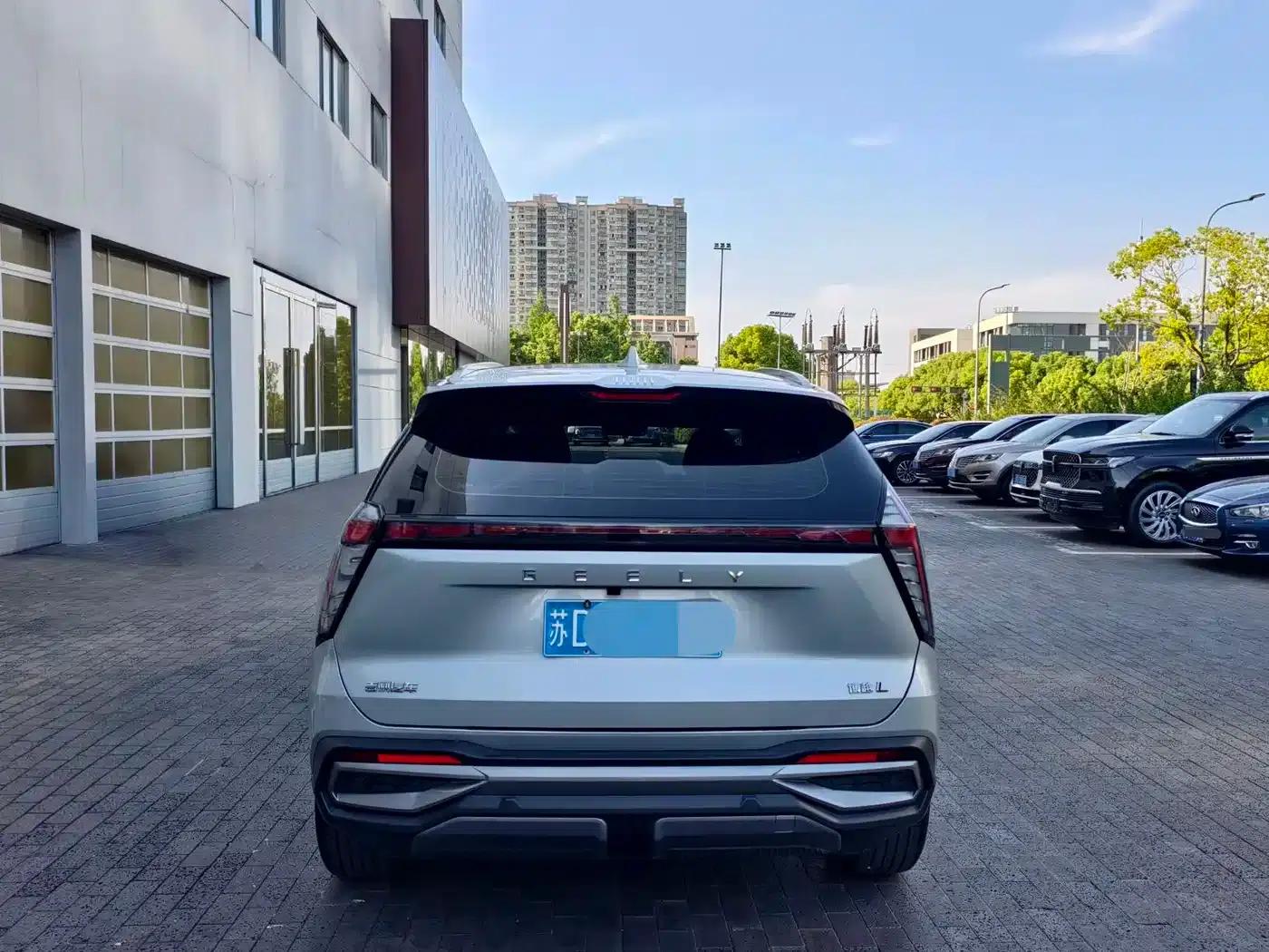 Geely Boyue L 2023 1.5TD DCT Luxury Edition — миниатюра 5