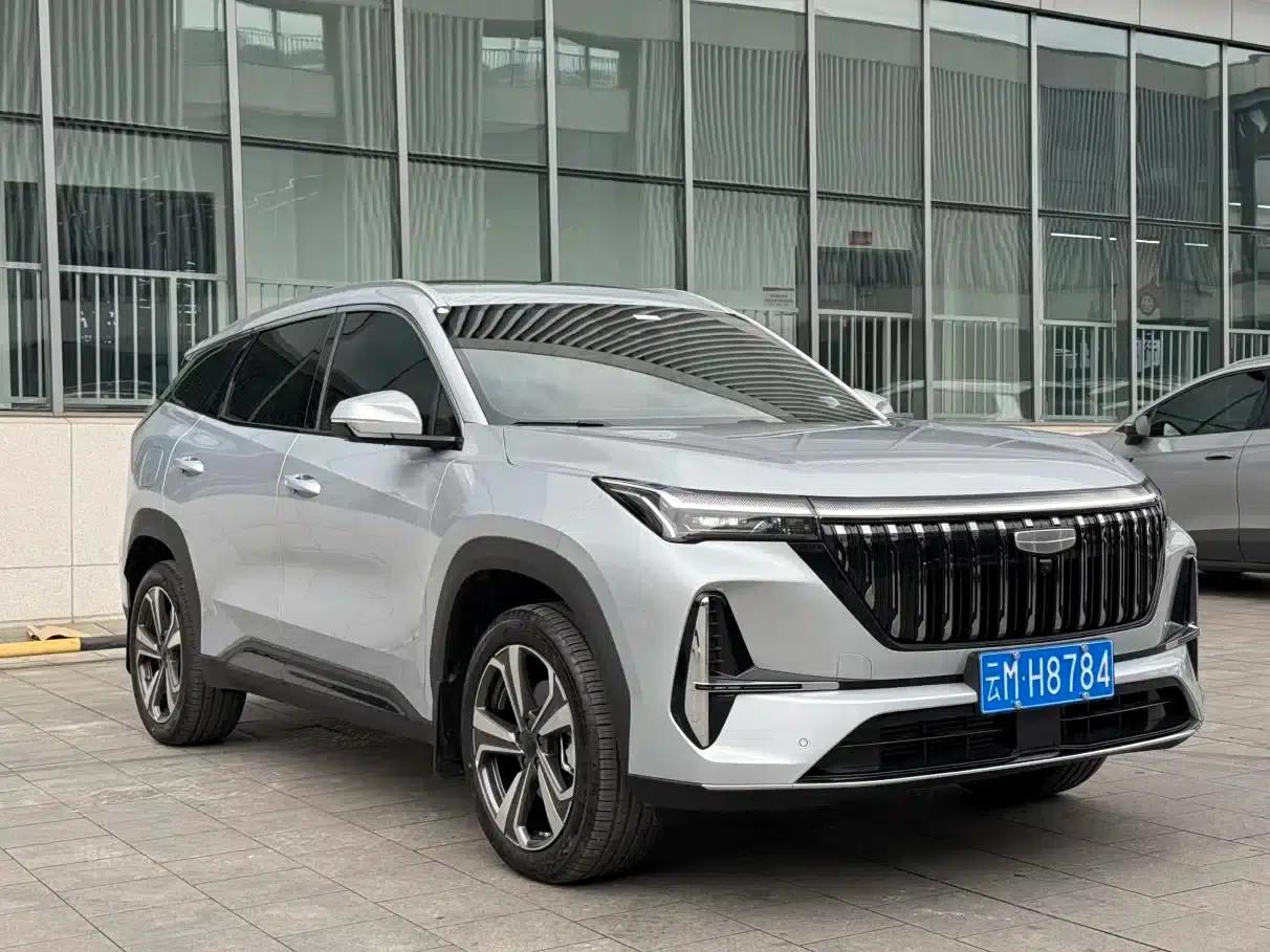Geely Boyue L 2025 Fourth Generation 1.5TD DCT (Mountain and River) — миниатюра 3
