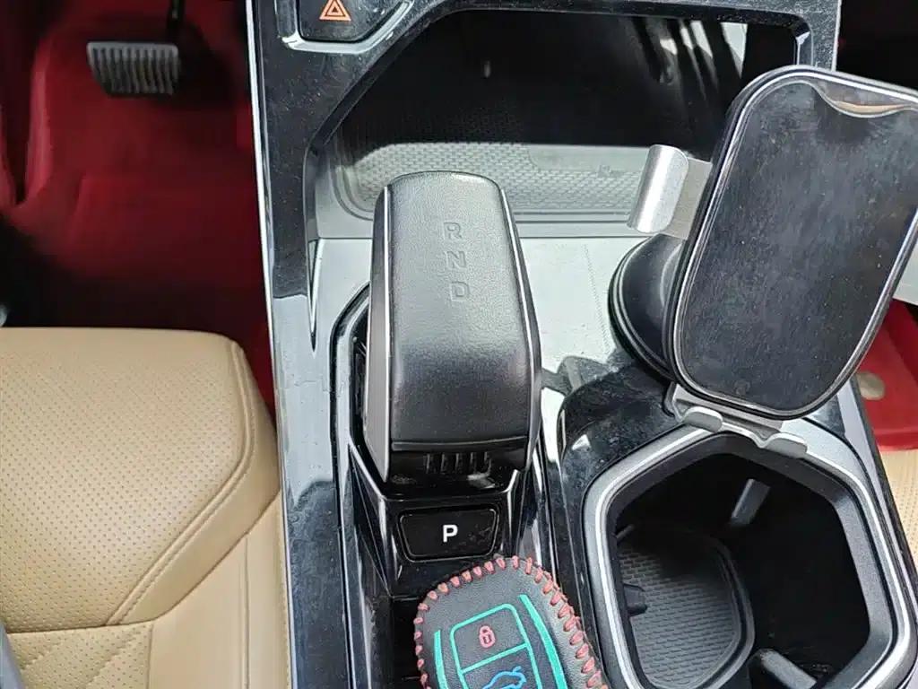 Geely Boyue L 2023 2.0TD DCT Premium Edition — миниатюра 14