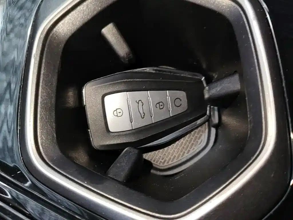 Geely Boyue L 2023 1.5TD DCT Premium Edition — миниатюра 9