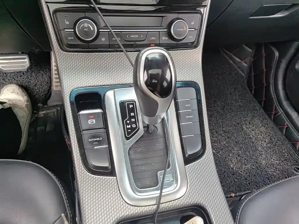 Geely GS 2016 Sport Edition 1.3T Automatic Premium Model — миниатюра 21