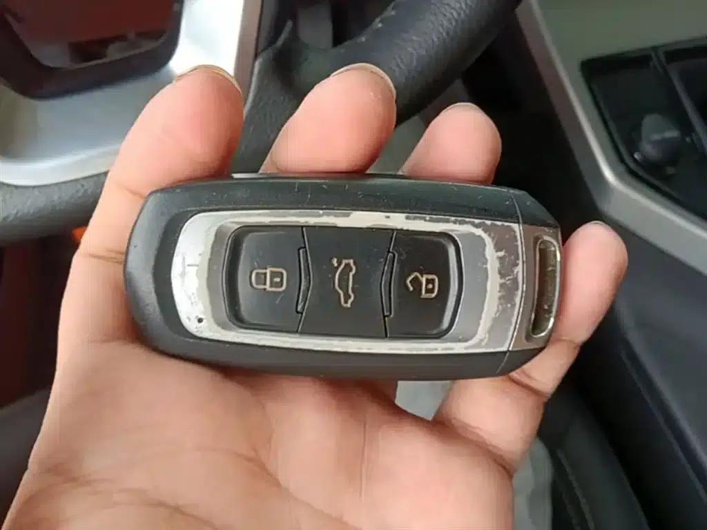 Geely Emgrand GL 2017 1.3T Manual Elite — миниатюра 9