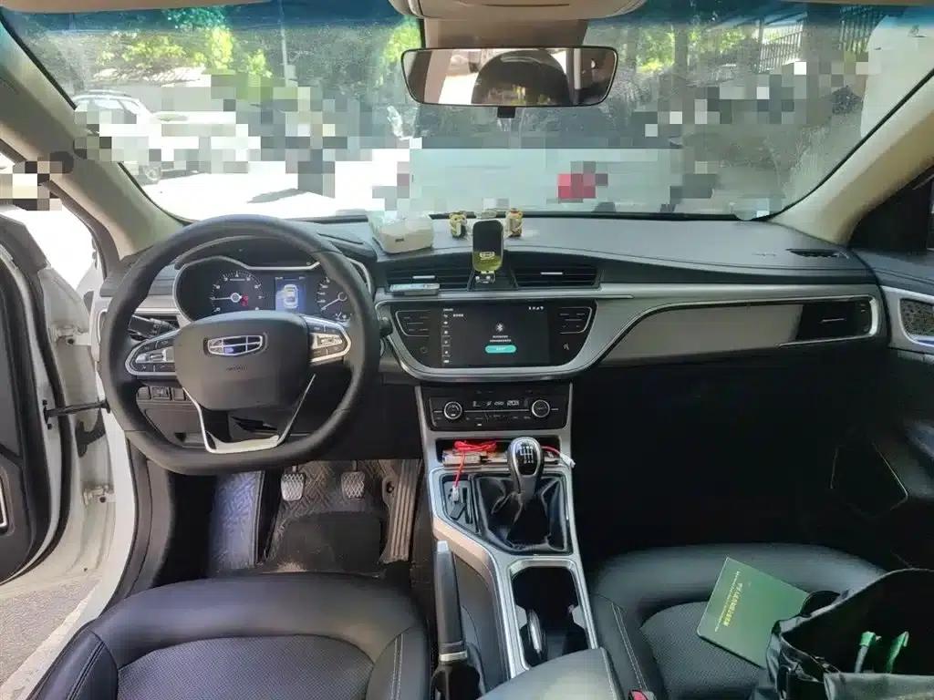 Geely Emgrand GL 2019 1.8L Manual Elite Smart Edition — миниатюра 13