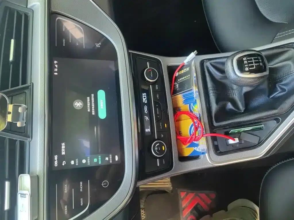 Geely Emgrand GL 2019 1.8L Manual Elite Smart Edition — миниатюра 6