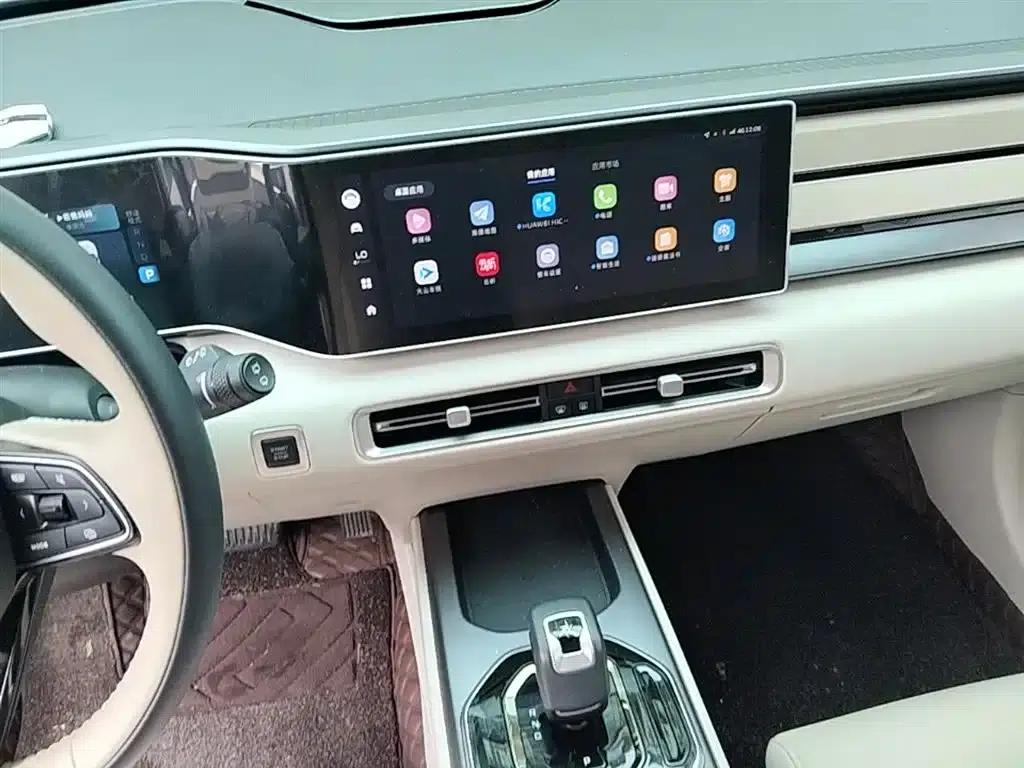 Geely ICON 2023 1.5TD Chocolate Edition — миниатюра 13
