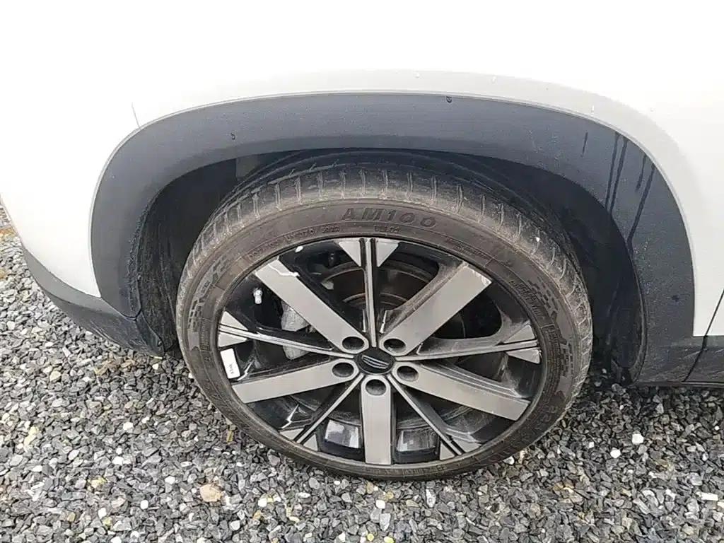 Geely ICON 2023 1.5TD Chocolate Edition — миниатюра 23