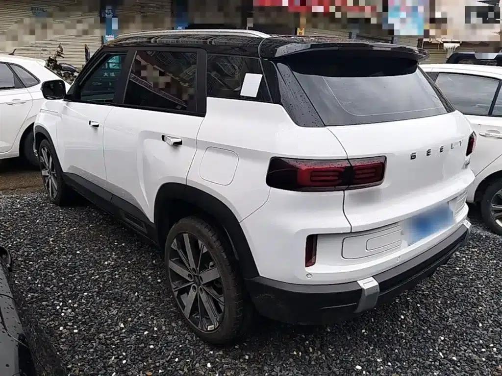 Geely ICON 2023 1.5TD Chocolate Edition — миниатюра 5