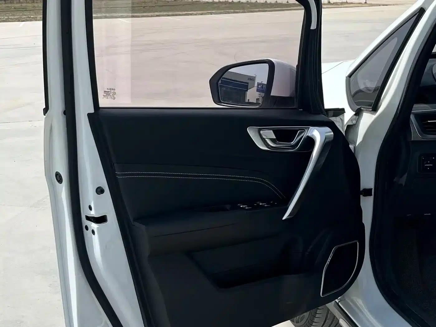 Geely Vision X3 2017 1.5L Automatic Elite — миниатюра 6