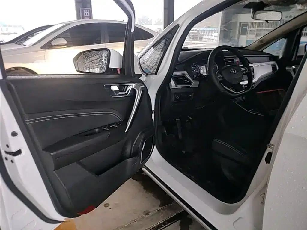 Geely Vision X3 2019 Upgraded Version 1.5L Manual Premium — миниатюра 16