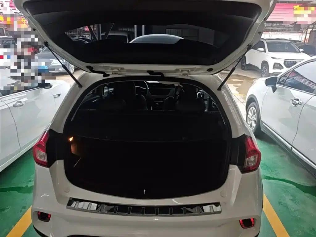 Geely Vision X3 2017 1.5L Automatic Elite — миниатюра 19