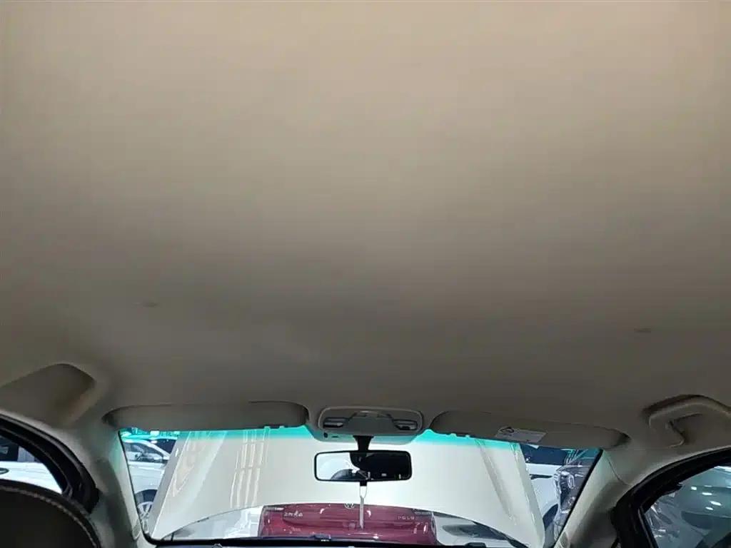 Geely Vision X3 2017 1.5L Automatic Elite — миниатюра 18