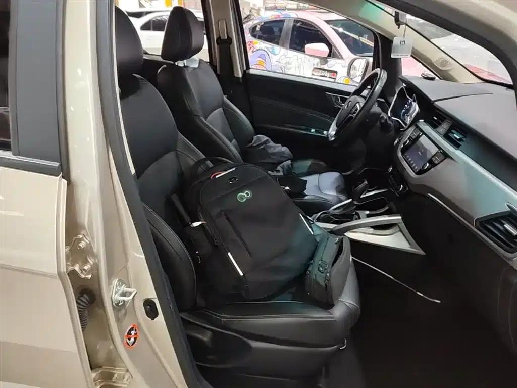 Geely Vision X3 2017 1.5L Automatic Elite — миниатюра 25