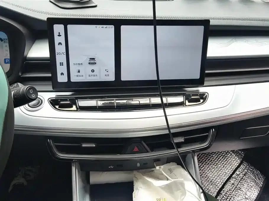 Jiaji 2023 Model L 1.5TD DCT Luxury Edition — миниатюра 13