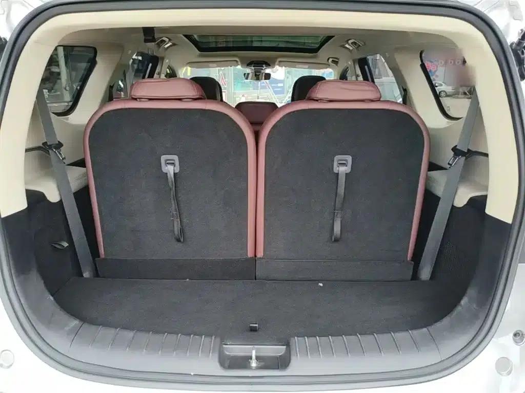 Geely Jiaji 2022 1.8TD DCT Platinum Comfort Edition — миниатюра 19