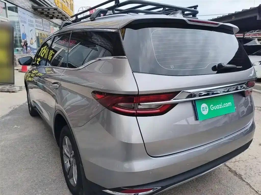 Geely Jiaji 2022 1.8TD DCT Platinum Comfort Edition — миниатюра 5