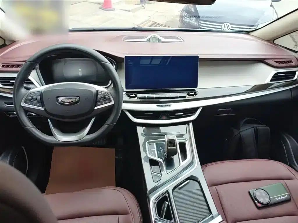Geely Jiaji 2022 1.8TD DCT Platinum Comfort Edition — миниатюра 10