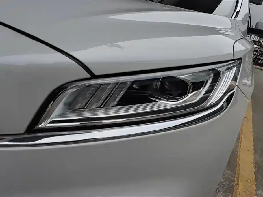 Geely Borui 2018 1.5T MHEV Premium Edition — миниатюра 5