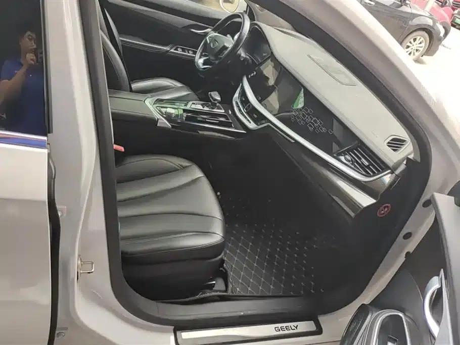 Geely Borui 2018 1.5T MHEV Premium Edition — миниатюра 8