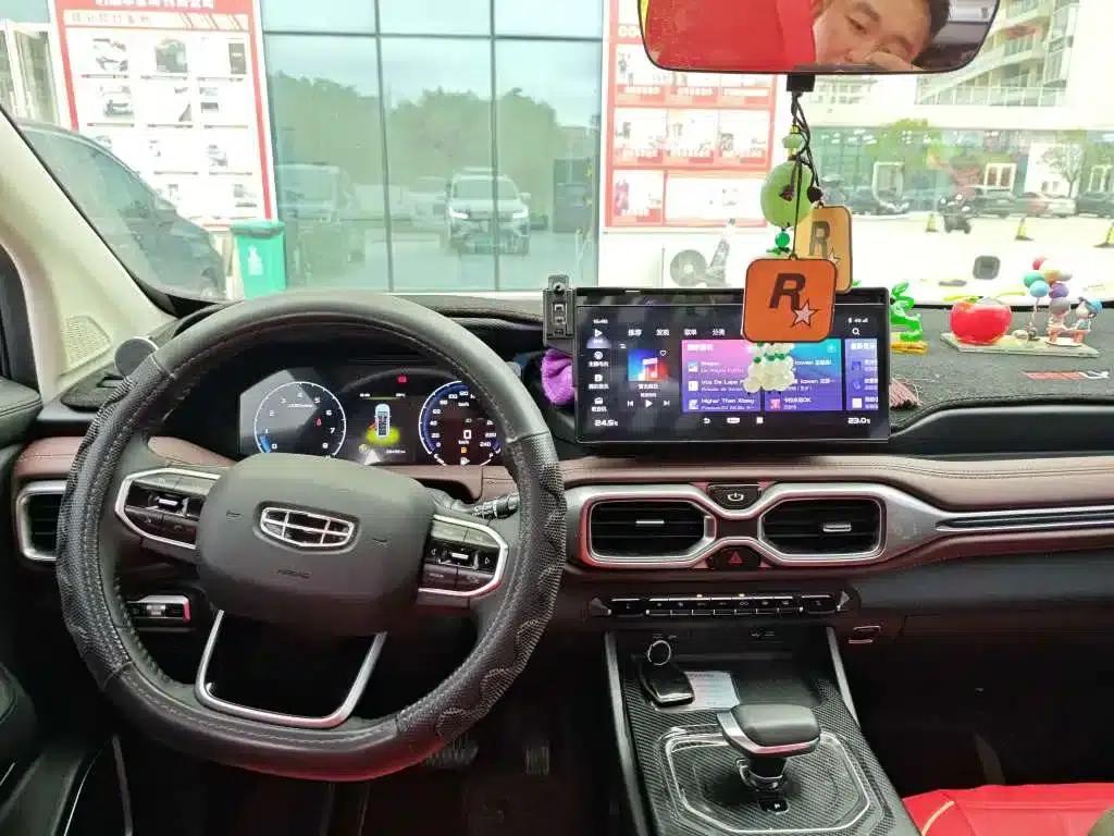 Geely Haoyue 2022 1.8TD DCT Luxury 7-seater — миниатюра 5