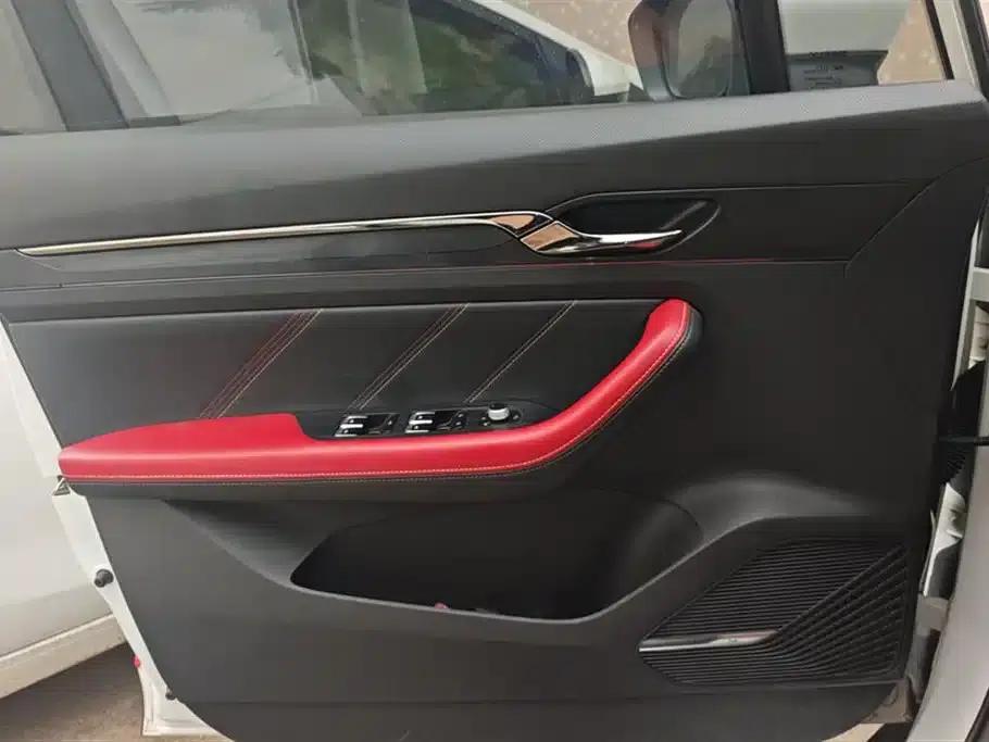 Geely Emgrand S 2021 1.4T CVT Premium Edition — миниатюра 7