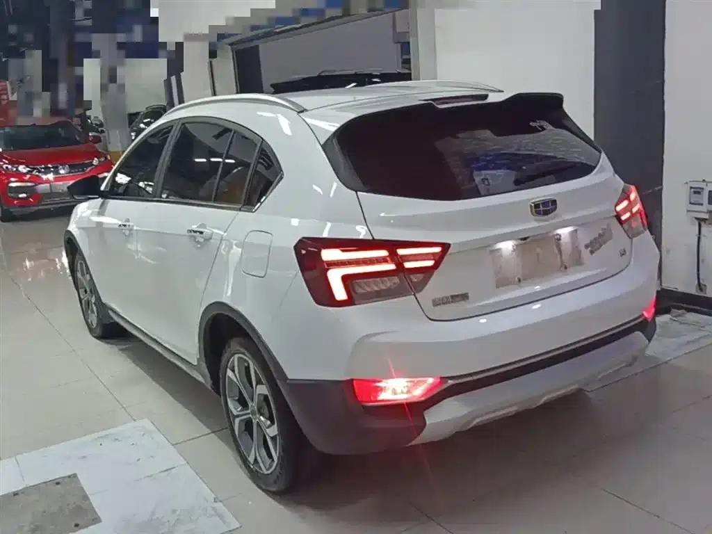 Geely Vision S1 2018 1.5L Manual Premium Edition — миниатюра 5