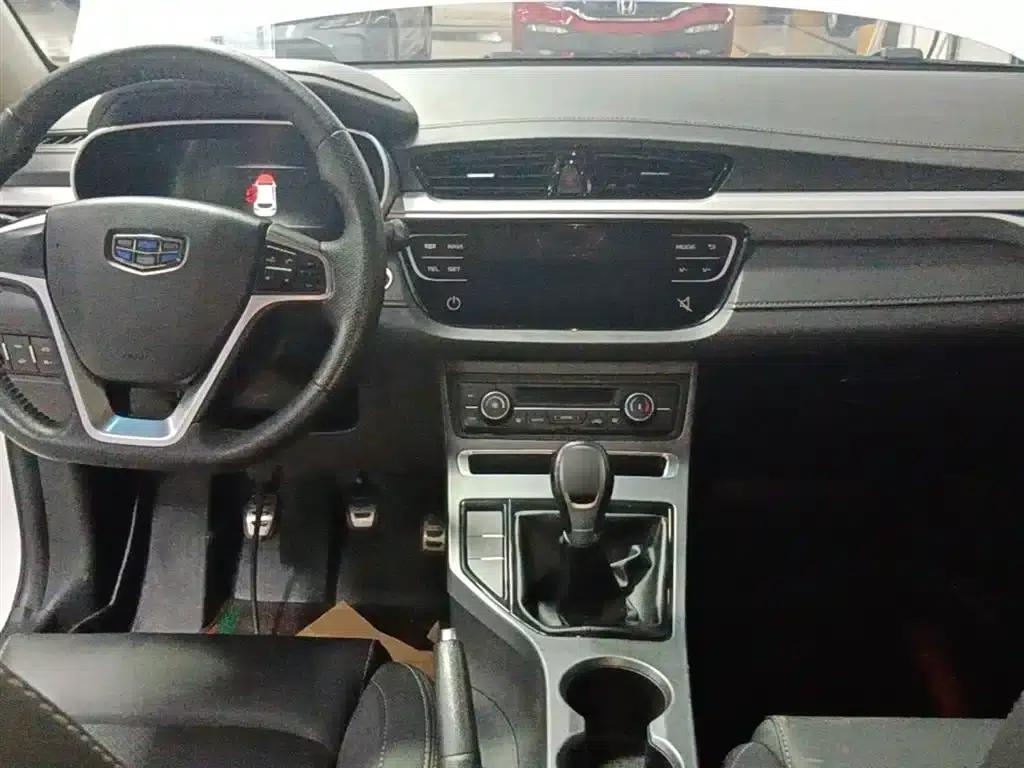 Geely Vision S1 2018 1.5L Manual Premium Edition — миниатюра 10