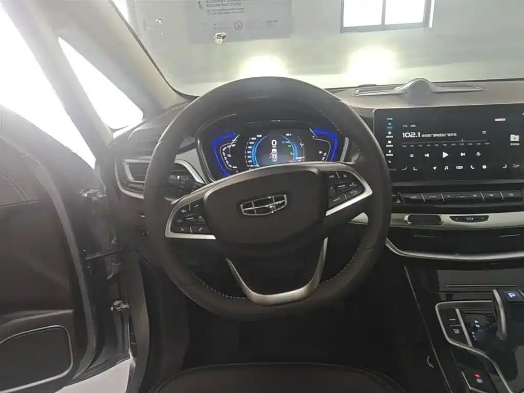 Jiaji New Energy 2019 1.5TD PHEV Premium Edition — миниатюра 11